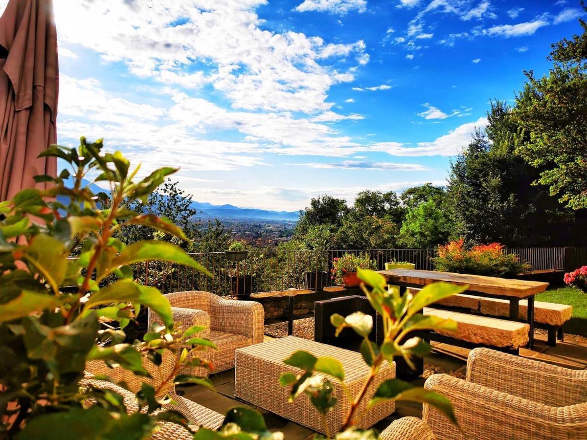 B&B Dimora Delle Donnole Bergamo Alta ภายนอก รูปภาพ