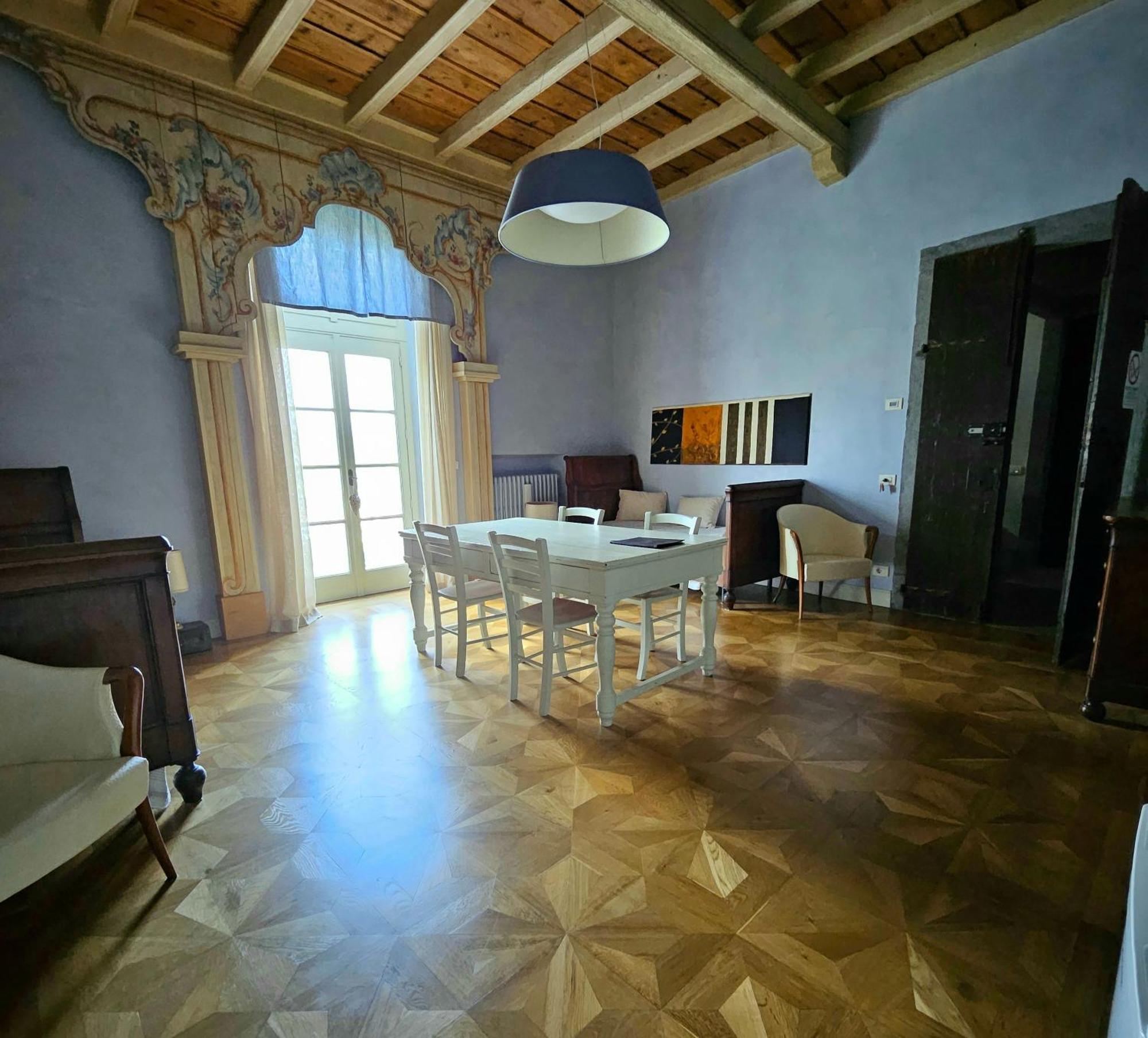 B&B Dimora Delle Donnole Bergamo Alta ภายนอก รูปภาพ