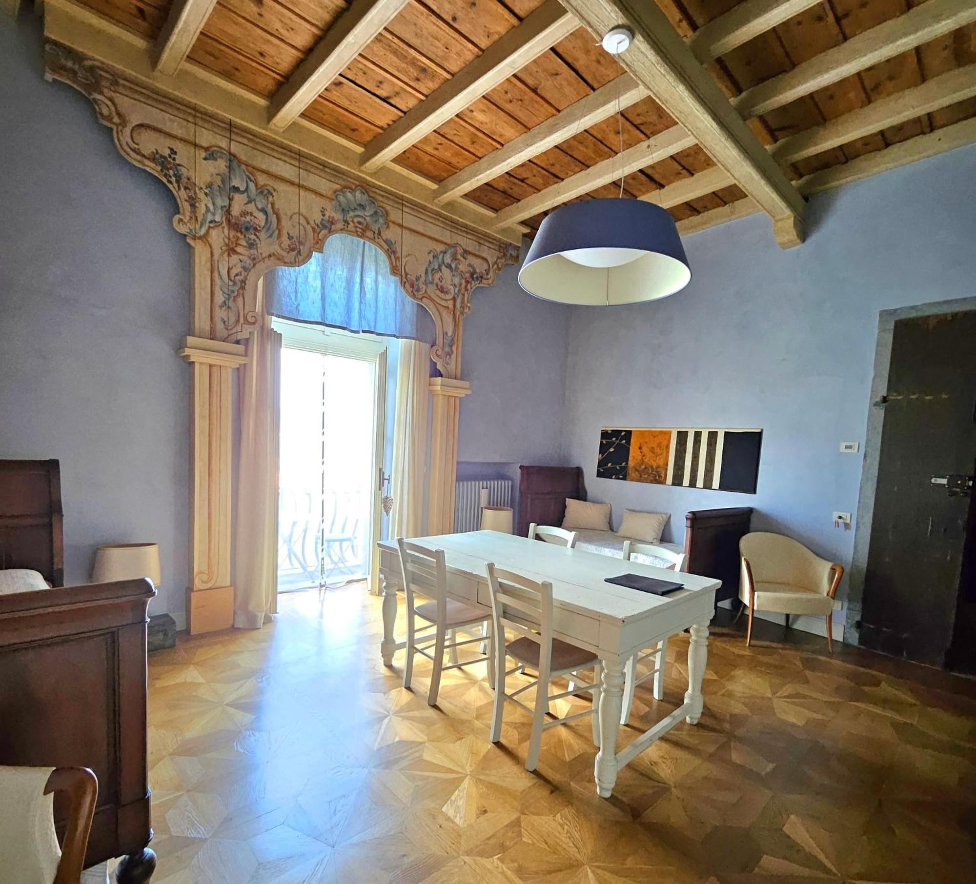 B&B Dimora Delle Donnole Bergamo Alta ภายนอก รูปภาพ