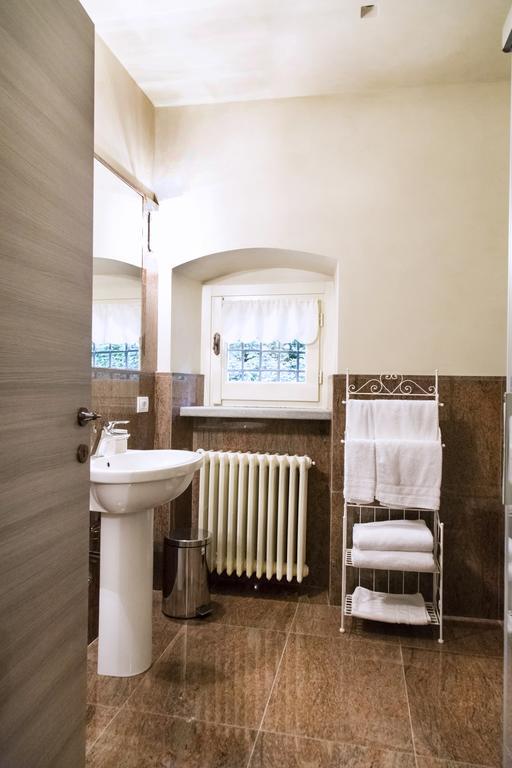 B&B Dimora Delle Donnole Bergamo Alta ห้อง รูปภาพ