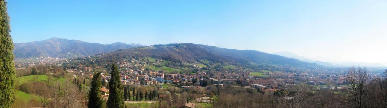 B&B Dimora Delle Donnole Bergamo Alta ภายนอก รูปภาพ