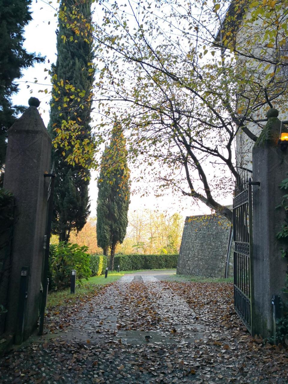 B&B Dimora Delle Donnole Bergamo Alta ภายนอก รูปภาพ