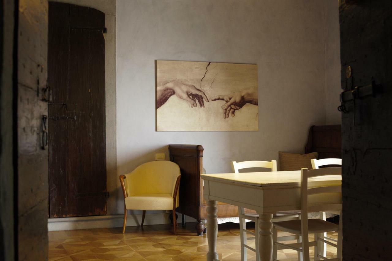 B&B Dimora Delle Donnole Bergamo Alta ภายนอก รูปภาพ